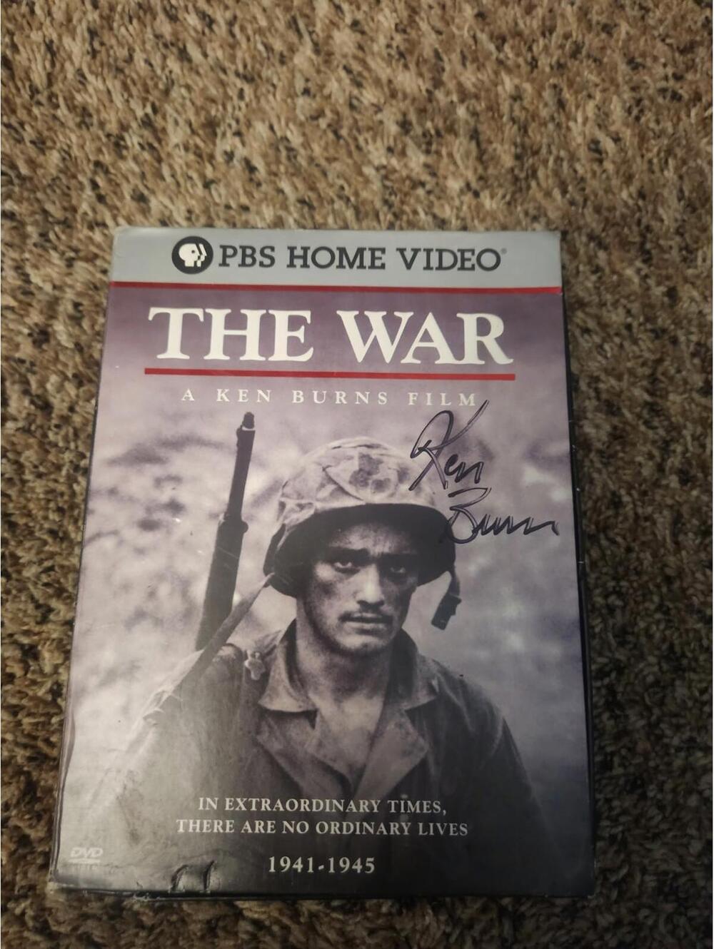 Signed copy of The War A Ken Burns Film (DVD, 2007)